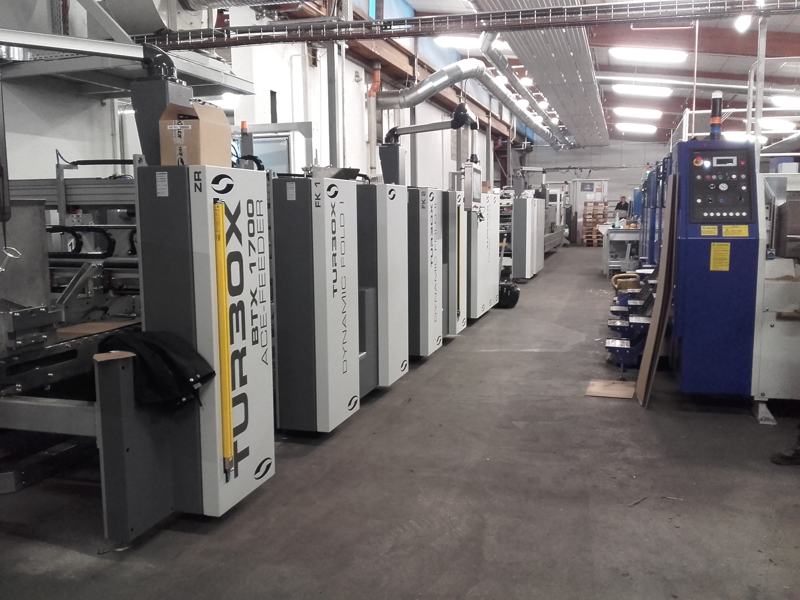 installation_wolf_kartonagen_montabaur.jpg